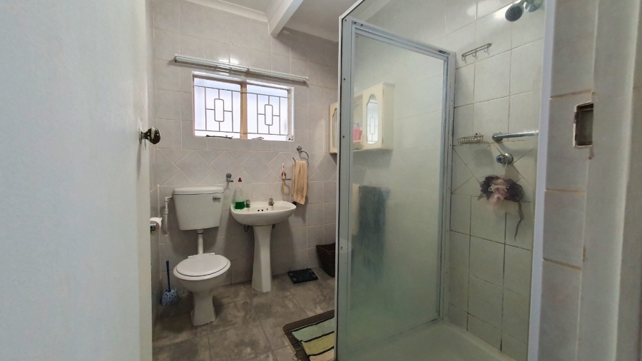 2 Bedroom Property for Sale in Albertinia Western Cape